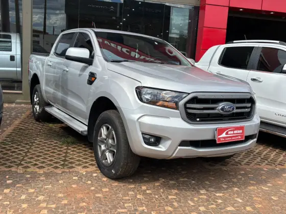 FORD RANGER 2.2 XLS 4X4 CD 16V DIESEL 4P AUTOMÁTICO