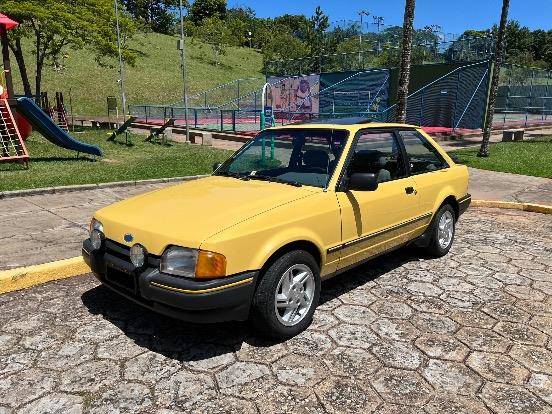 FORD ESCORT 1.6 XR3 8V ÁLCOOL 2P MANUAL
