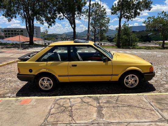 FORD-ESCORT-1.6 XR3 8V ÁLCOOL 2P MANUAL FORD-ESCORT-1988