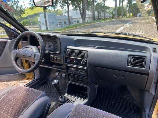 FORD-ESCORT-1988