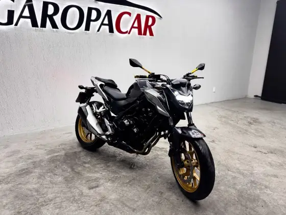 HONDA CB 500F 
