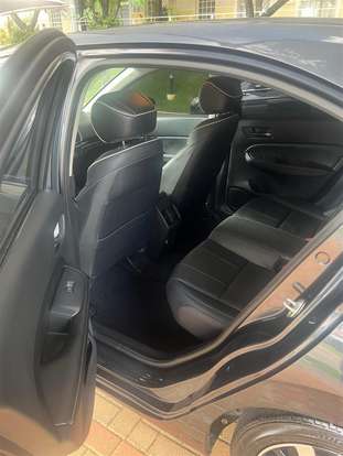 HONDA-CITY-1.5 i-VTEC FLEX HATCH TOURING CVT HONDA-CITY-2024