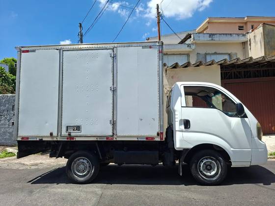 KIA BONGO 2.5 K-2500 4X2 CS TURBO DIESEL 2P MANUAL