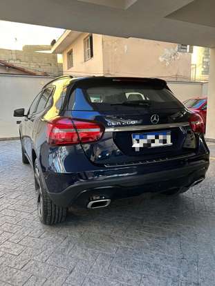MERCEDES-BENZ-GLA 200-2018