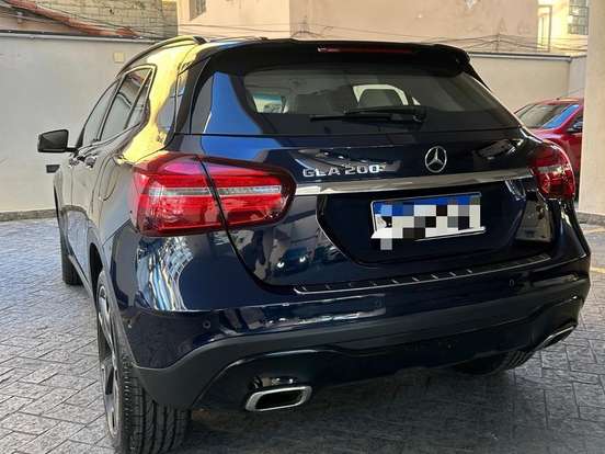 MERCEDES-BENZ-GLA 200-1.6 CGI FLEX NIGHT 7G-DCT MERCEDES-BENZ-GLA 200-2018