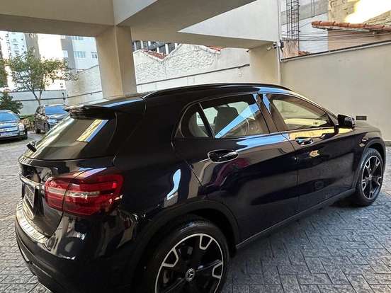 MERCEDES-BENZ-GLA 200-1.6 CGI FLEX NIGHT 7G-DCT MERCEDES-BENZ-GLA 200-2018