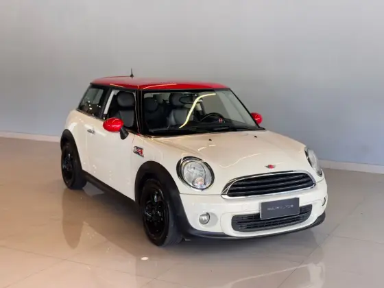 MINI COOPER 1.6 16V GASOLINA 2P AUTOMÁTICO
