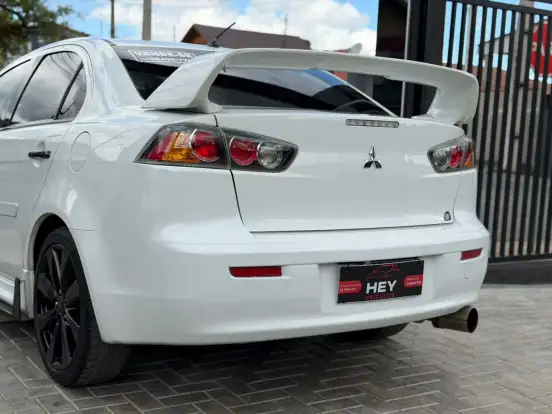 MITSUBISHI-LANCER-2.0 CVT 16V GASOLINA 4P AUTOMÁTICO MITSUBISHI-LANCER-2014