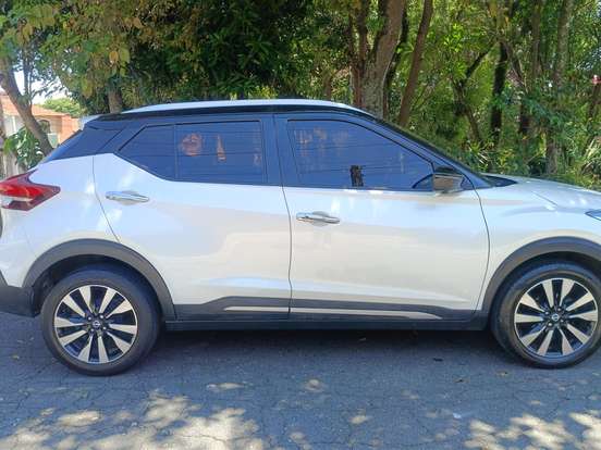 NISSAN-KICKS-1.6 16V FLEXSTART SL 4P XTRONIC NISSAN-KICKS-2017
