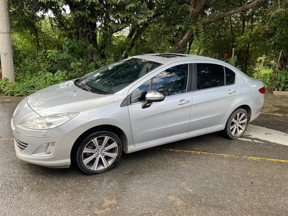 PEUGEOT 408 1.6 GRIFFE 16V TURBO GASOLINA 4P AUTOMÁTICO
