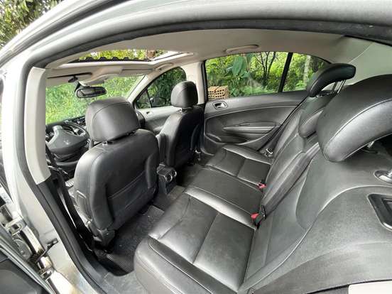 PEUGEOT-408-1.6 GRIFFE 16V TURBO GASOLINA 4P AUTOMÁTICO PEUGEOT-408-2015