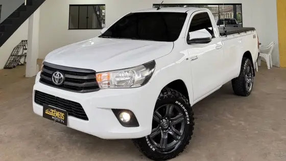 TOYOTA HILUX 2.8 4X4 CS 16V TURBO DIESEL 2P MANUAL TOYOTA HILUX 2.8 4X4 CS 16V TURBO DIESEL 2P MANUAL