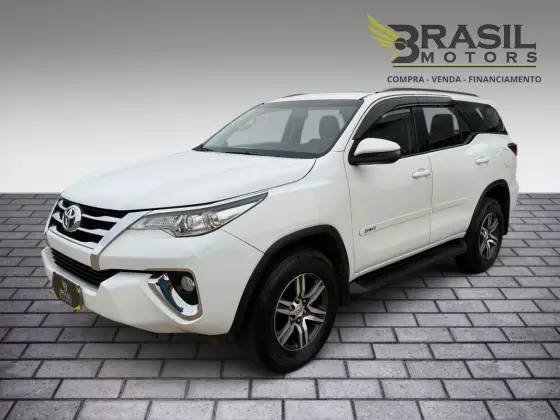 TOYOTA HILUX SW4 2.7 SR 4X2 16V FLEX 4P AUTOMÁTICO