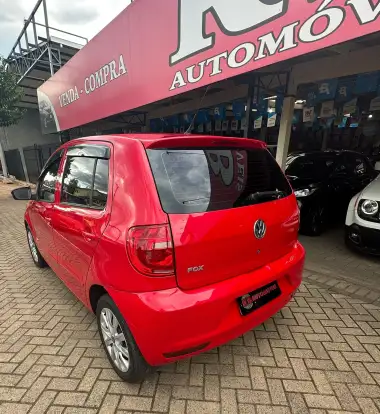 VOLKSWAGEN-FOX-2010