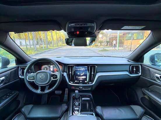 VOLVO-S60-2.0 T8 POLESTAR ENGINEERED HÍBRIDO 4P AUTOMÁTICO VOLVO-S60-2020
