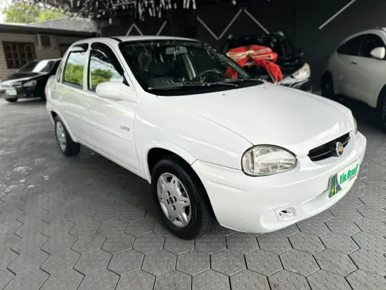 CHEVROLET CORSA 1.0 MPFI CLASSIC SEDAN LIFE 8V FLEX 4P MANUAL