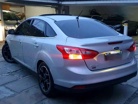 FORD-FOCUS-2.0 TITANIUM PLUS SEDAN 16V FLEX 4P POWERSHIFT FORD-FOCUS-2014