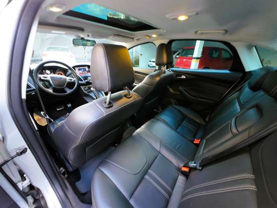 FORD-FOCUS-2014