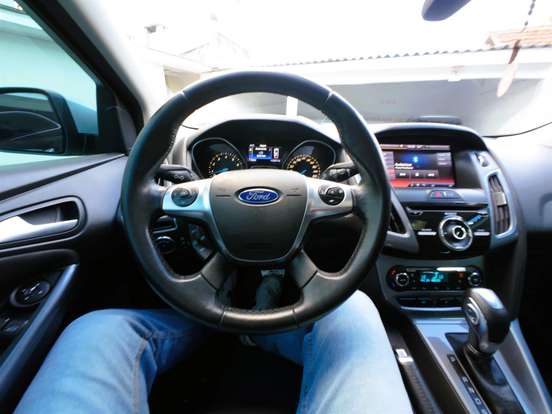 FORD-FOCUS-2014