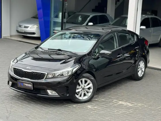 KIA CERATO 1.6 SX 16V FLEX 4P AUTOMÁTICO KIA CERATO 1.6 SX 16V FLEX 4P AUTOMÁTICO
