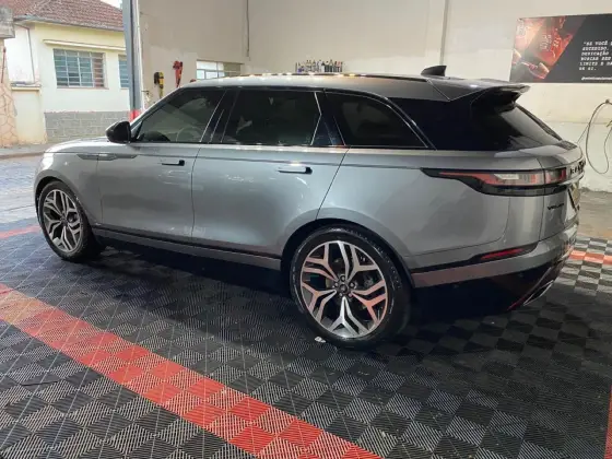 LAND ROVER RANGE ROVER VELAR 2.0 P300 GASOLINA R-DYNAMIC SE AUTOMÁTICO