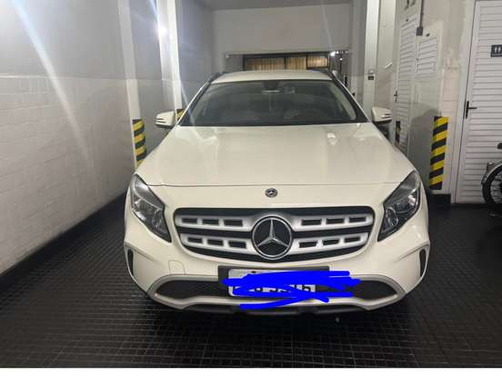 MERCEDES-BENZ-GLA 200-1.6 CGI FLEX STYLE 7G-DCT MERCEDES-BENZ-GLA 200-2017