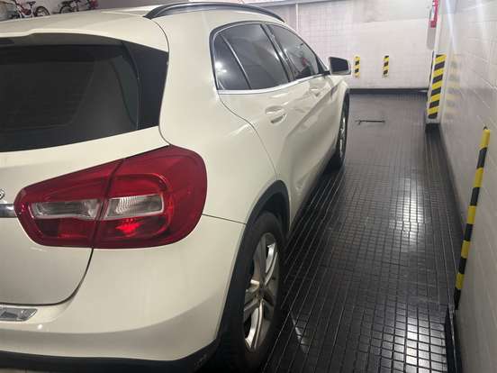 MERCEDES-BENZ-GLA 200-1.6 CGI FLEX STYLE 7G-DCT MERCEDES-BENZ-GLA 200-2017
