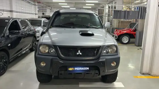 MITSUBISHI L200 2.5 SPORT HPE 4X4 CD 8V TURBO INTERCOOLER DIESEL 4P AUTOMÁTICO MITSUBISHI L200 2.5 SPORT HPE 4X4 CD 8V TURBO INTERCOOLER DIESEL 4P AUTOMÁTICO