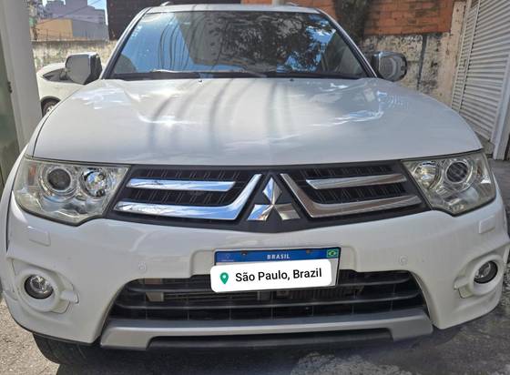 MITSUBISHI PAJERO DAKAR 3.2 HPE 4X4 7 LUGARES 16V TURBO INTERCOOLER DIESEL 4P AUTOMÁTICO