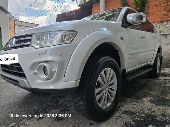 MITSUBISHI-PAJERO DAKAR-2014