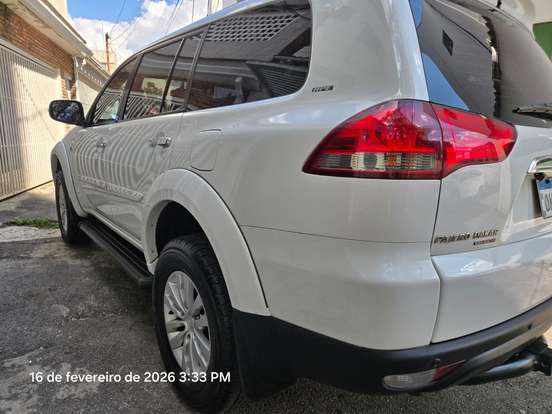 MITSUBISHI-PAJERO DAKAR-3.2 HPE 4X4 7 LUGARES 16V TURBO INTERCOOLER DIESEL 4P AUTOMÁTICO MITSUBISHI-PAJERO DAKAR-2014