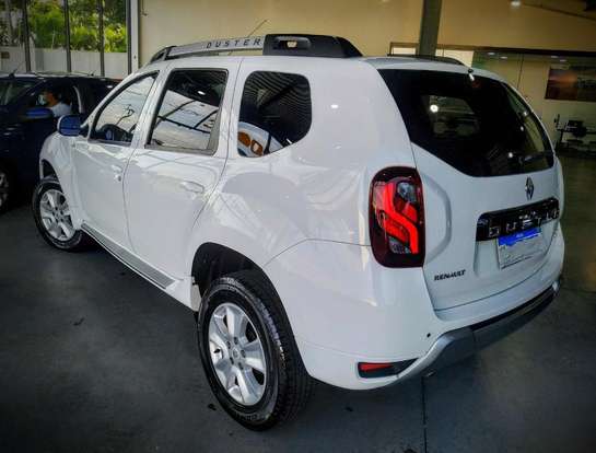 RENAULT-DUSTER-2015