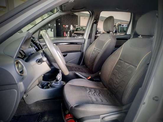 RENAULT-DUSTER-2015