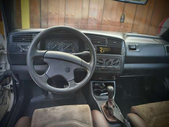 VOLKSWAGEN-GOLF-2.0 MI GTI 8V GASOLINA 2P MANUAL VOLKSWAGEN-GOLF-1994