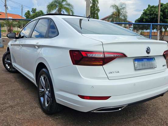 VOLKSWAGEN-JETTA-1.4 250 TSI TOTAL FLEX R-LINE TIPTRONIC VOLKSWAGEN-JETTA-2019