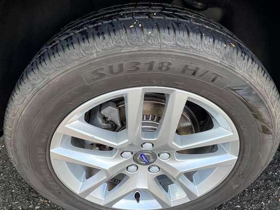 VOLVO-XC60-2.0 T5 MOMENTUM GASOLINA 4P AUTOMÁTICO VOLVO-XC60-2017