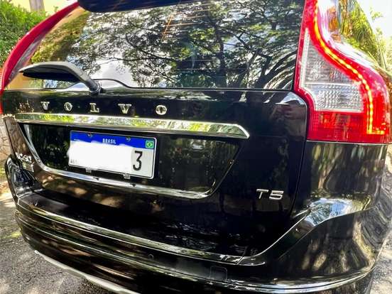 VOLVO-XC60-2.0 T5 MOMENTUM GASOLINA 4P AUTOMÁTICO VOLVO-XC60-2017