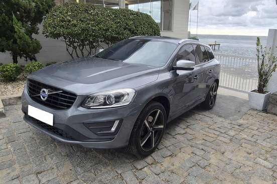 VOLVO-XC60-2.0 T5 R DESIGN TURBO GASOLINA 4P AUTOMÁTICO VOLVO-XC60-2015