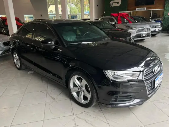AUDI A3 1.4 TFSI FLEX SEDAN PRESTIGE TIPTRONIC