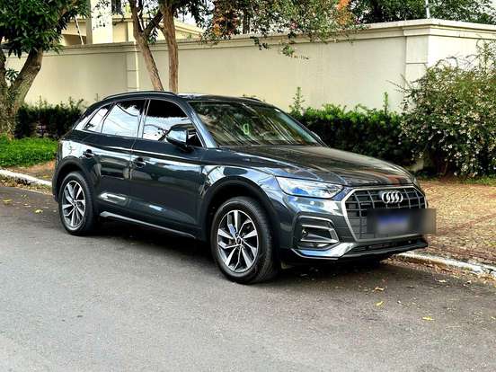 AUDI-Q5-2023