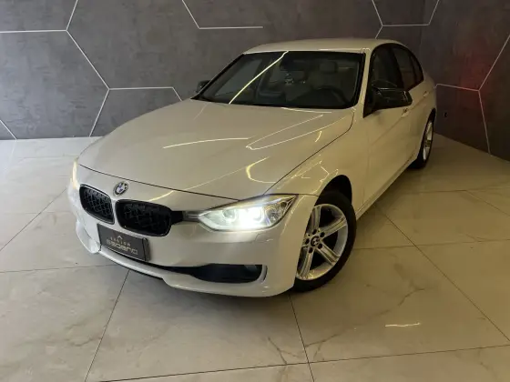 BMW 320i 2.0 16V TURBO ACTIVE FLEX 4P AUTOMÁTICO BMW 320i 2.0 16V TURBO ACTIVE FLEX 4P AUTOMÁTICO