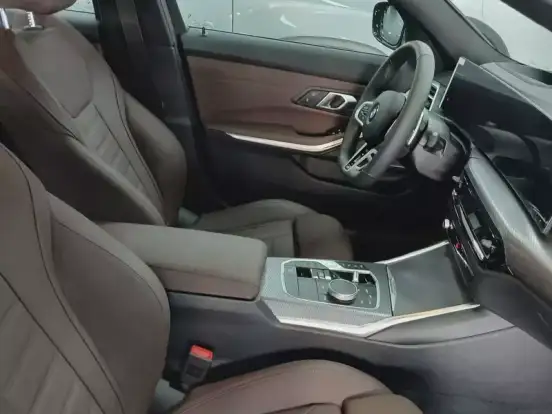 BMW-320i-2.0 16V TURBO FLEX M SPORT AUTOMÁTICO BMW-320i-2025