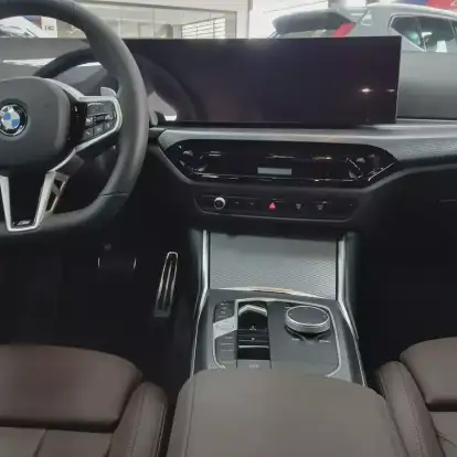 BMW-320i-2025