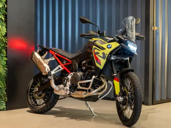 BMW F 900 GS PLUS BMW F 900 GS PLUS