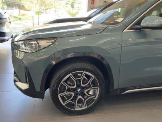 BMW-X1-2.0 16V TURBO GASOLINA SDRIVE20I X-LINE STEPTRONIC BMW-X1-2025
