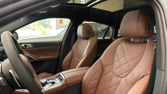 BMW-X6-2025