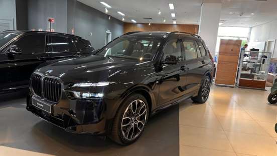 BMW-X7-2025