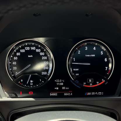 BMW-M 240i-2017