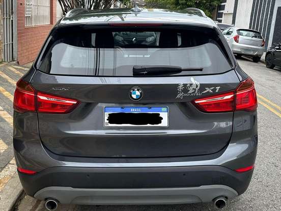 BMW-X1-2.0 16V TURBO ACTIVEFLEX SDRIVE20I 4P AUTOMÁTICO BMW-X1-2017