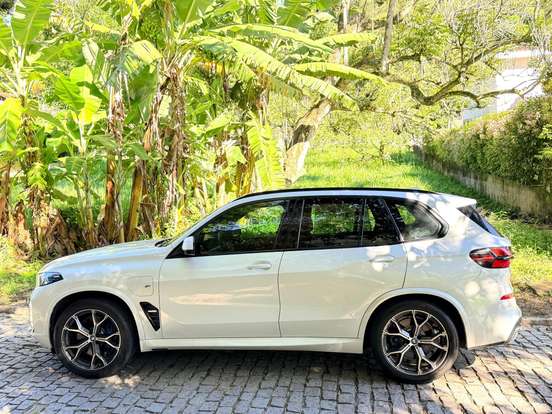 BMW-X5-2023